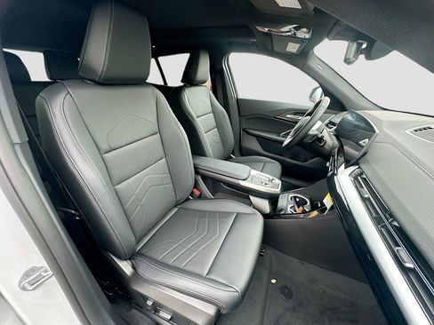 New 2026 BMW X2 xDrive28i w/ Convenience Package image 23