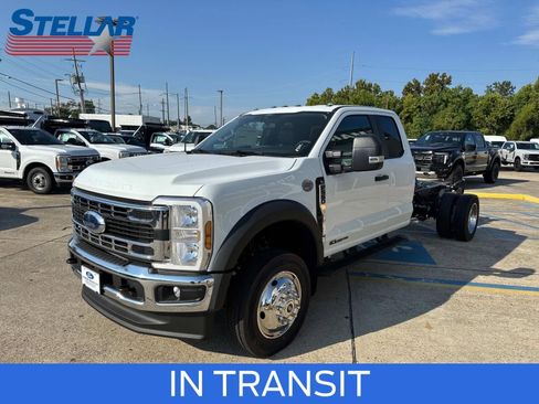 New 2025 Ford F550 4x4 SuperCab Super Duty image 11