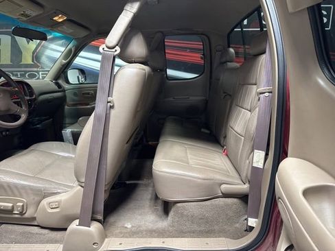 Used 2001 Toyota Tundra Limited image 10