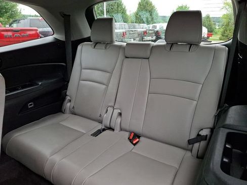 Used 2017 Honda Pilot EX-L image 11