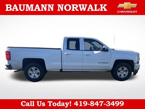 Used 2018 Chevrolet Silverado 1500 LT w/ All Star Edition AWD/4WD image 6