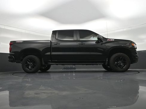 Used 2025 Chevrolet Silverado 1500 Custom Trail Boss AWD/4WD image 29