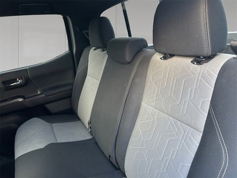 Used 2023 Toyota Tacoma TRD Sport w/ Technology Package image 16