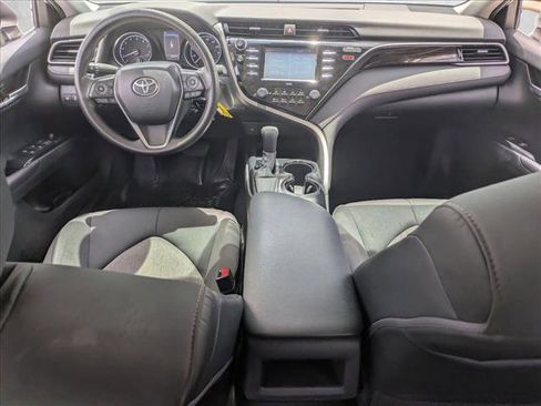 Used 2020 Toyota Camry LE FWD image 14
