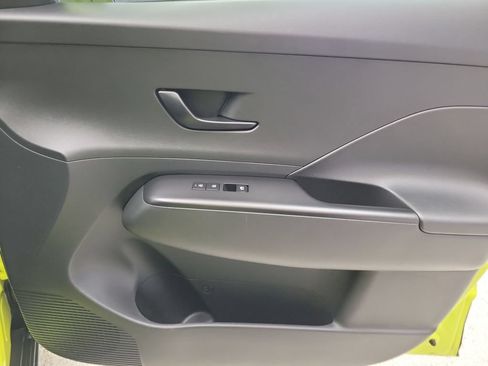 Used 2025 Hyundai Kona SEL FWD image 22