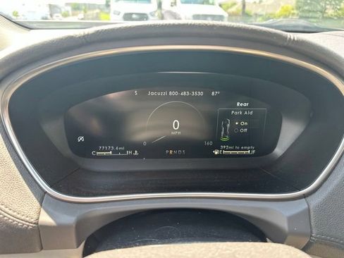 Used 2019 Lincoln Nautilus Select FWD image 10