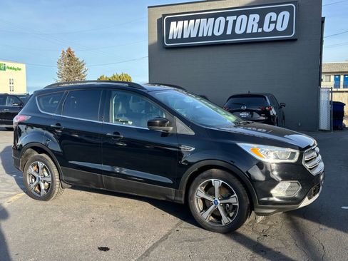 Used 2017 Ford Escape SE w/ SE Leather Comfort Package image 1