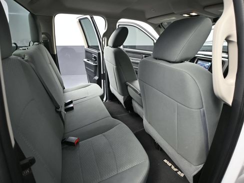 Used 2019 RAM 1500 Express w/ Express Value Package AWD/4WD image 42