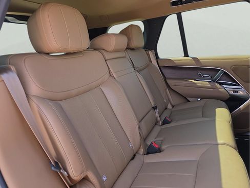 Used 2023 Land Rover Range Rover SE AWD/4WD image 10