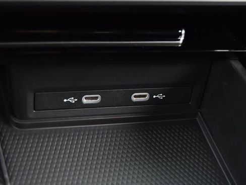 New 2026 Volkswagen Atlas SE image 16