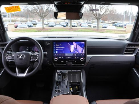 Used 2025 Lexus GX 550 550 Luxury image 34