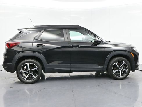 Used 2022 Chevrolet TrailBlazer RS w/ Sun and Liftgate Package AWD/4WD image 8