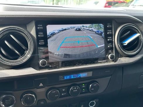 Used 2021 Toyota Tacoma TRD Sport w/ Technology Package AWD/4WD image 27