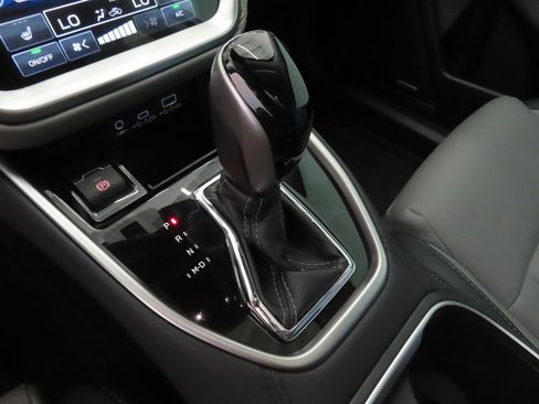 Used 2025 Subaru Outback Limited w/ Popular Package #2 image 18