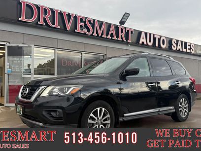 Used 2018 Nissan Pathfinder Platinum w/ Cargo Package