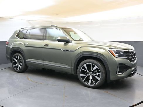 New 2026 Volkswagen Atlas SEL Premium R-Line AWD/4WD image 7