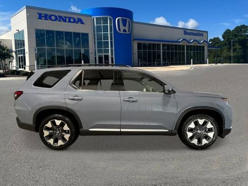 New 2026 Honda Pilot Touring image 8