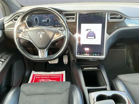 Used 2016 Tesla Model X Performance image 15