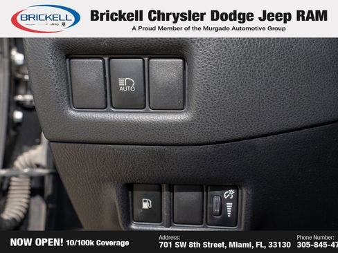 Used 2020 Toyota C-HR LE image 28