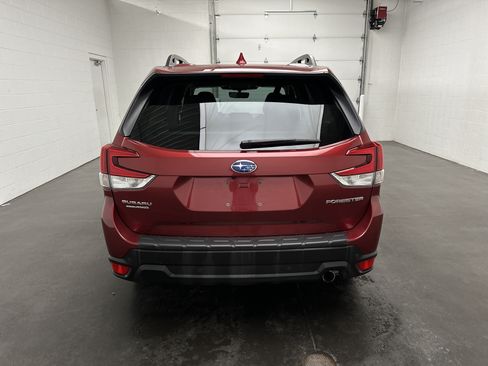 Used 2023 Subaru Forester Limited w/ Popular Package #2 AWD/4WD image 8