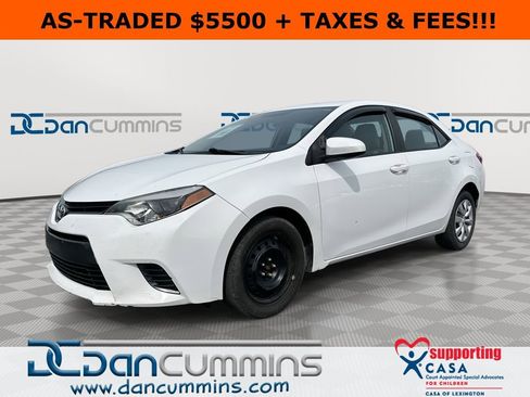 Used 2015 Toyota Corolla LE FWD image 1