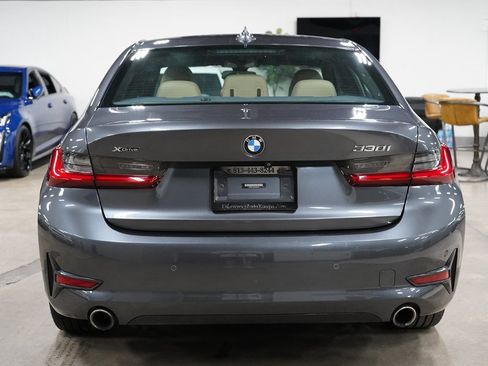 Used 2020 BMW 330i xDrive Sedan w/ Driving Assistance Package AWD/4WD image 4