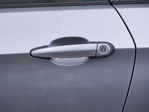 Used 2011 BMW M3 Coupe image 39