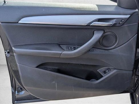 Used 2018 BMW X2 sDrive28i image 11