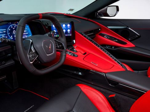 Used 2023 Chevrolet Corvette Stingray Preferred Cpe w/ Z51 Performance Package RWD image 28