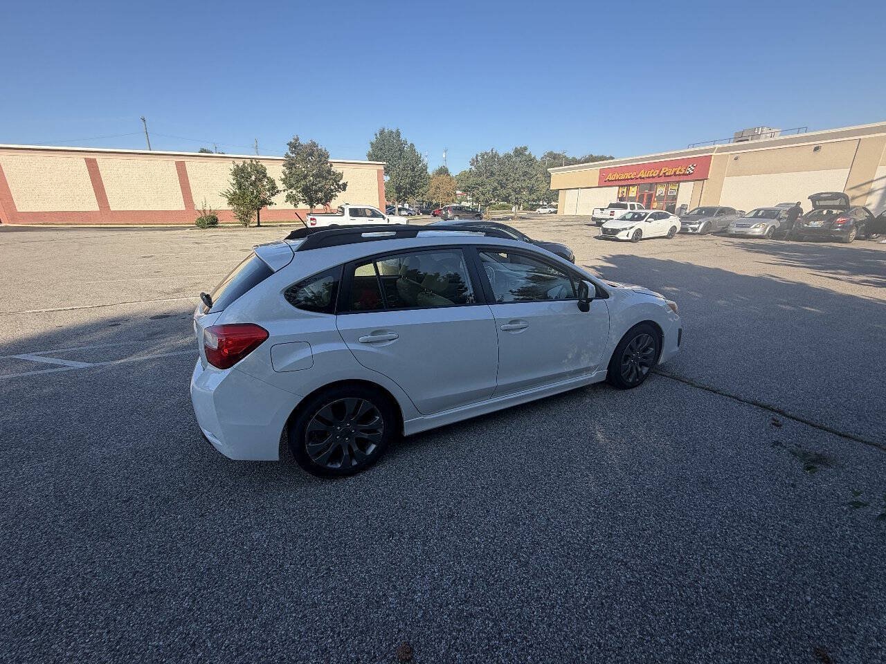 Used 2014 Subaru Impreza 2.0i Sport Premium AWD/4WD image 4