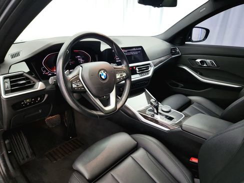 Used 2019 BMW 330i xDrive Sedan AWD/4WD image 9