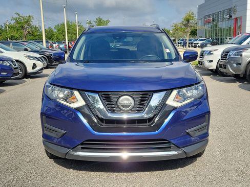 Used 2019 Nissan Rogue SV FWD image 2
