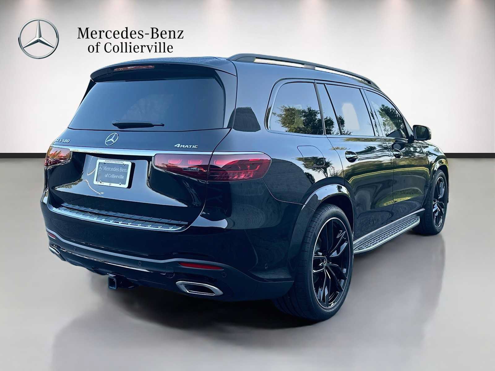 Used 2026 Mercedes-Benz GLS 580 4MATIC image 5