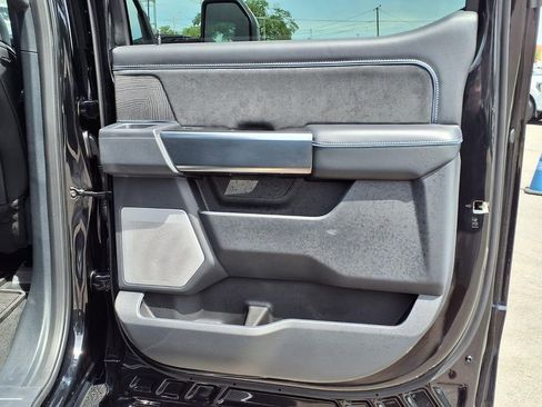 Used 2025 Ford F250 Platinum w/ FX4 Off-Road Package AWD/4WD image 15