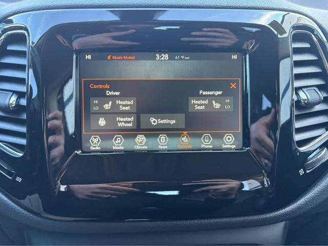 Used 2019 Jeep Compass Latitude AWD/4WD image 24