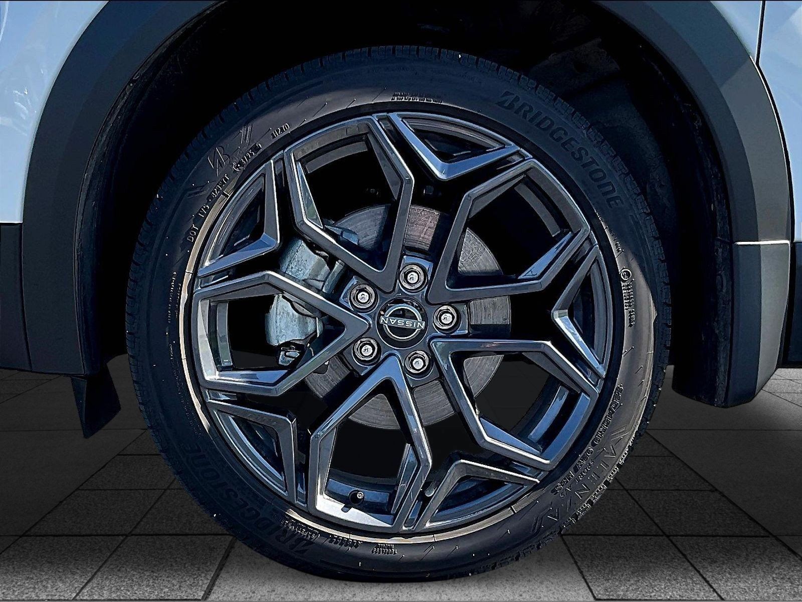 Certified 2026 Nissan Kicks SR w/ Cold Weather Package AWD/4WD image 36
