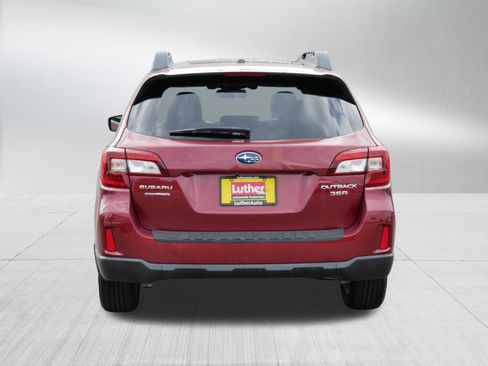 Used 2015 Subaru Outback 3.6R Limited AWD/4WD image 4