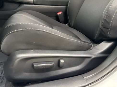 Used 2020 Honda Civic EX image 12
