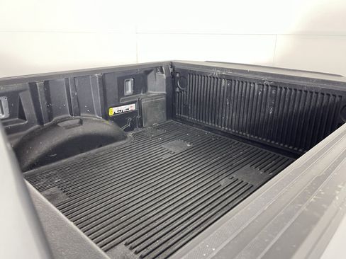Used 2025 Ford F150 XLT w/ Equipment Group 301A Standard AWD/4WD image 10