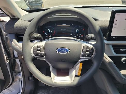 New 2026 Ford Explorer Active AWD/4WD image 9