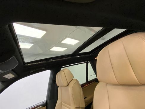Used 2011 BMW X5 M AWD/4WD image 21