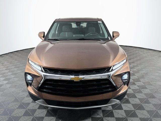 Used 2023 Chevrolet Blazer LT w/ Driver Confidence Package FWD image 2
