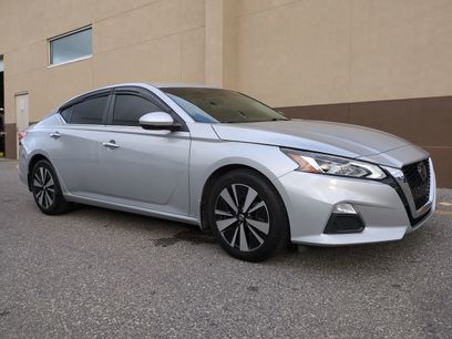 Used 2022 Nissan Altima 2.5 SV