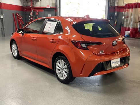 Certified 2025 Toyota Corolla SE image 8