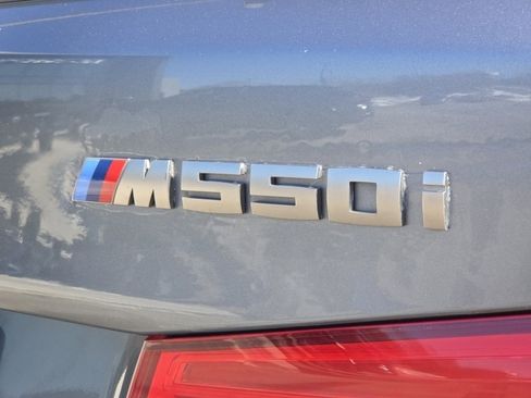 Used 2018 BMW M550i xDrive image 24