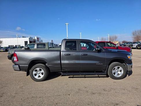 Used 2022 RAM 1500 Big Horn AWD/4WD image 9