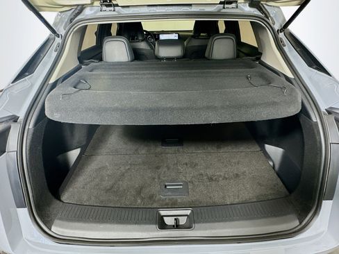 Used 2024 Nissan Ariya FWD image 27