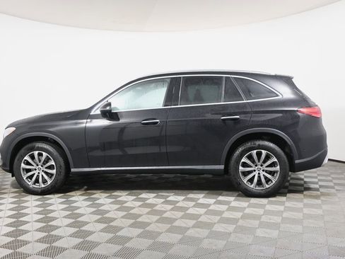 Used 2026 Mercedes-Benz GLC 300 4MATIC image 2