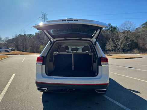 Used 2023 Volkswagen Atlas SE image 12