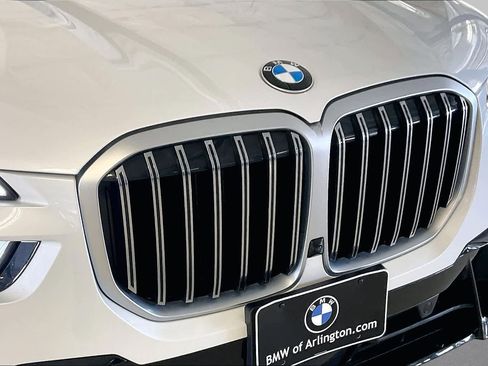 Used 2025 BMW X7 xDrive40i w/ M Sport Package AWD/4WD image 30